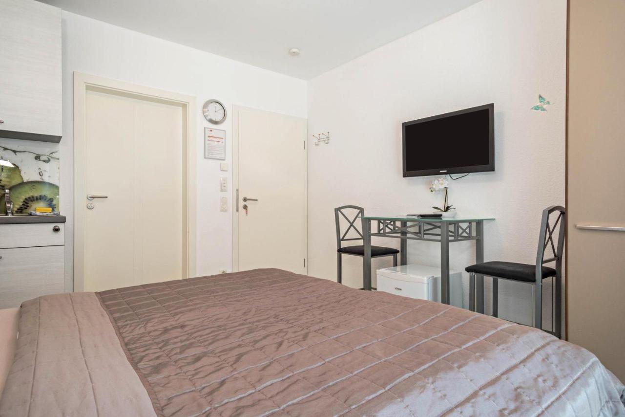 Apartment Mit Kaffeekueche Fuer Zwei 미르스부르크 외부 사진